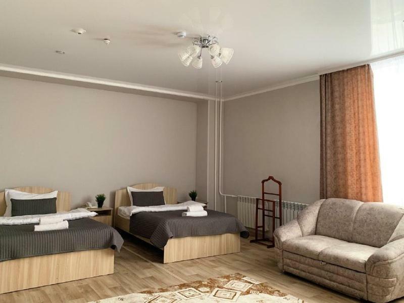 Hotel Gostinica Pavlodar Extérieur photo