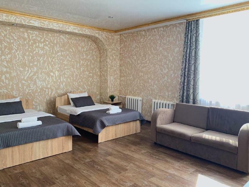 Hotel Gostinica Pavlodar Extérieur photo